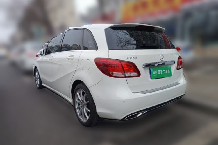 Used Mercedes-Benz B-Class 2015 B 200 Sport Edition Rear Left 45 Deg