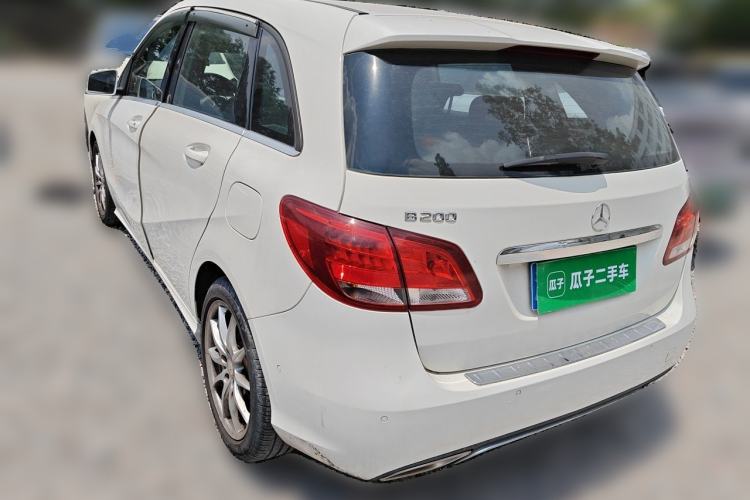 Used Mercedes-Benz B-Class 2015 B 200 Sport Edition Rear Left 45 Deg