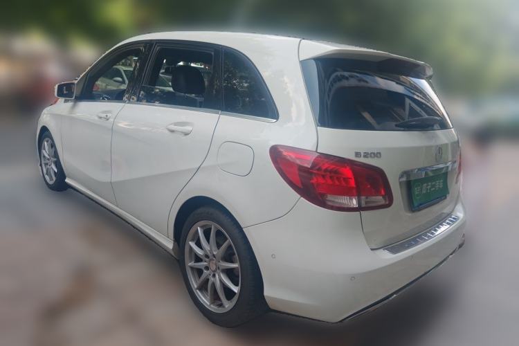 Used Mercedes-Benz B-Class 2015 B 200 Sport Edition Rear Left 45 Deg