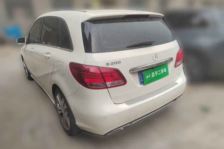 Used Mercedes-Benz B-Class 2015 B 200 Sport Edition Rear Left 45 Deg