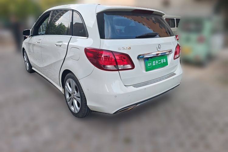 Used Mercedes-Benz B-Class 2015 B 200 Sport Edition Rear Left 45 Deg