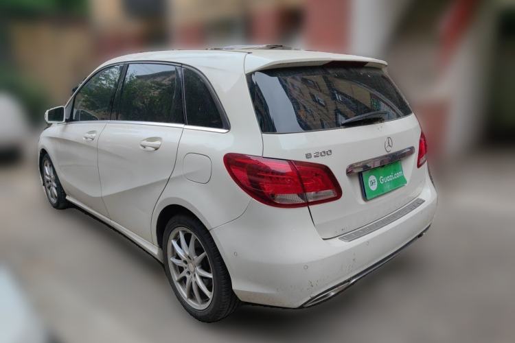 Used Mercedes-Benz B-Class 2015 B 200 Sport Edition Rear Left 45 Deg