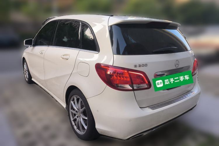 Used Mercedes-Benz B-Class 2015 B 200 Sport Edition Rear Left 45 Deg
