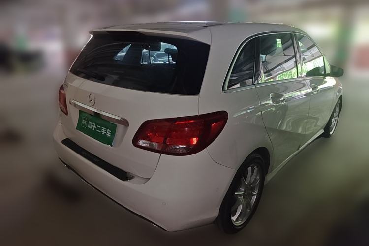 Used Mercedes-Benz B-Class 2015 B 200 Sport Edition Rear Right 45 Deg