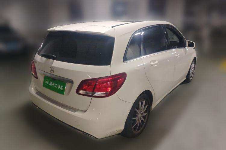 Used Mercedes-Benz B-Class 2015 B 200 Sport Edition Rear Right 45 Deg