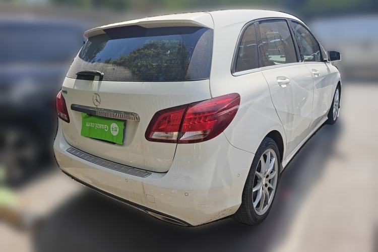 Used Mercedes-Benz B-Class 2015 B 200 Sport Edition Rear Right 45 Deg