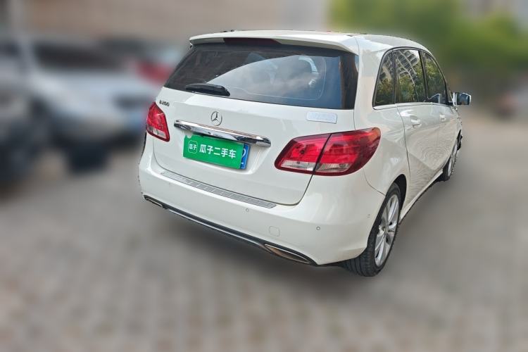 Used Mercedes-Benz B-Class 2015 B 200 Sport Edition Rear Right 45 Deg