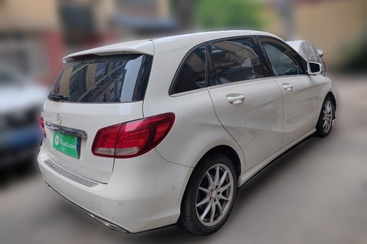 Used Mercedes-Benz B-Class 2015 B 200 Sport Edition Rear Right 45 Deg
