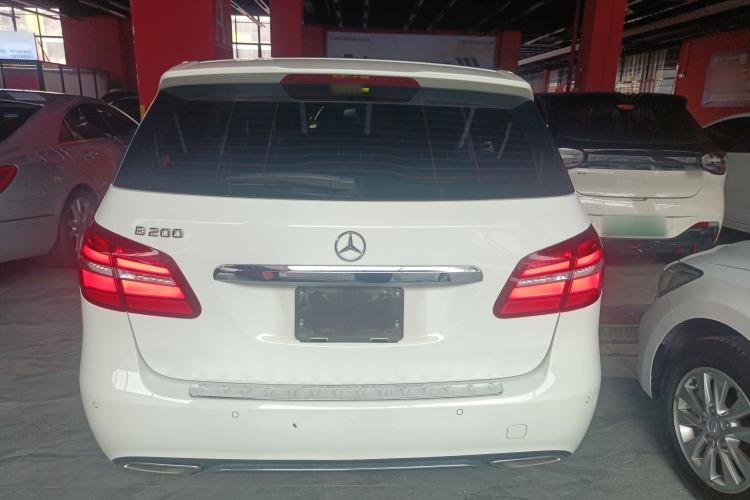 Used Mercedes-Benz B-Class 2015 B 200 Fashion Model Rear
