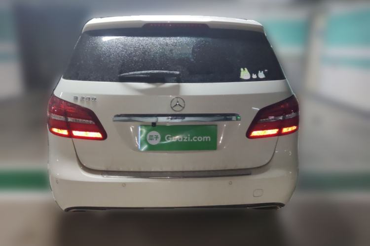 Used Mercedes-Benz B-Class 2015 B 200 Luxury Model Rear