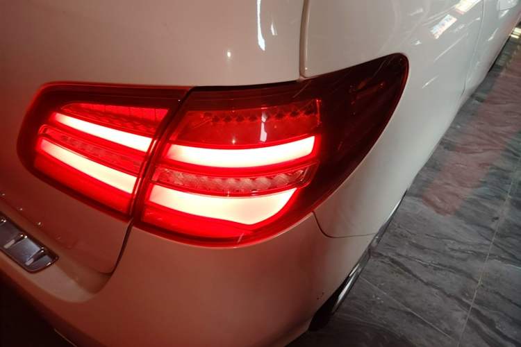 Used Mercedes-Benz B-Class 2015 B 200 Fashion Model Right Rear Taillight