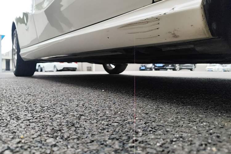 Used Mercedes-Benz B-Class 2015 B 200 Sport Edition Right Side Sill