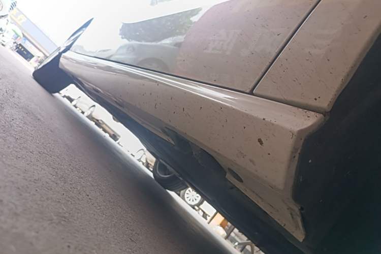 Used Mercedes-Benz B-Class 2015 B 200 Fashion Model Right Side Sill