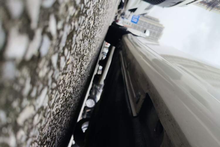 Used Mercedes-Benz B-Class 2015 B 200 Sport Edition Right Side Sill
