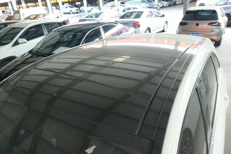 Used Mercedes-Benz B-Class 2015 B 200 Sport Edition Roof