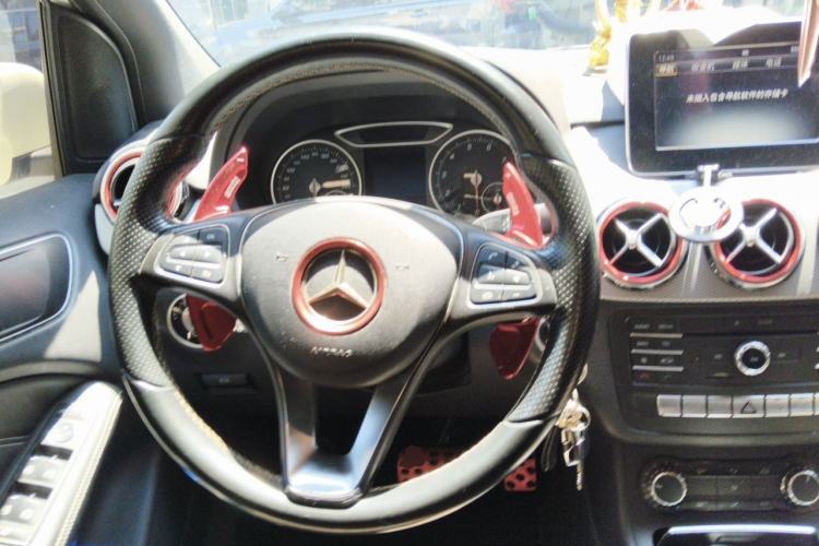 Used Mercedes-Benz B-Class 2015 B 200 Sport Edition Steering Wheel
