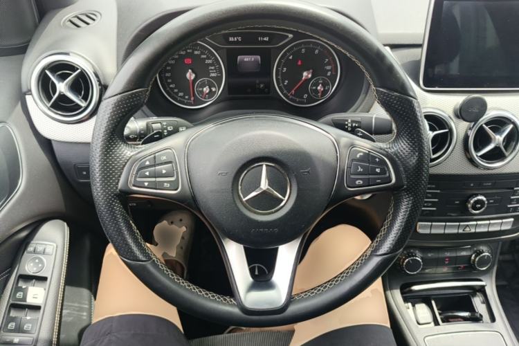 Used Mercedes-Benz B-Class 2015 B 200 Sport Edition Steering Wheel