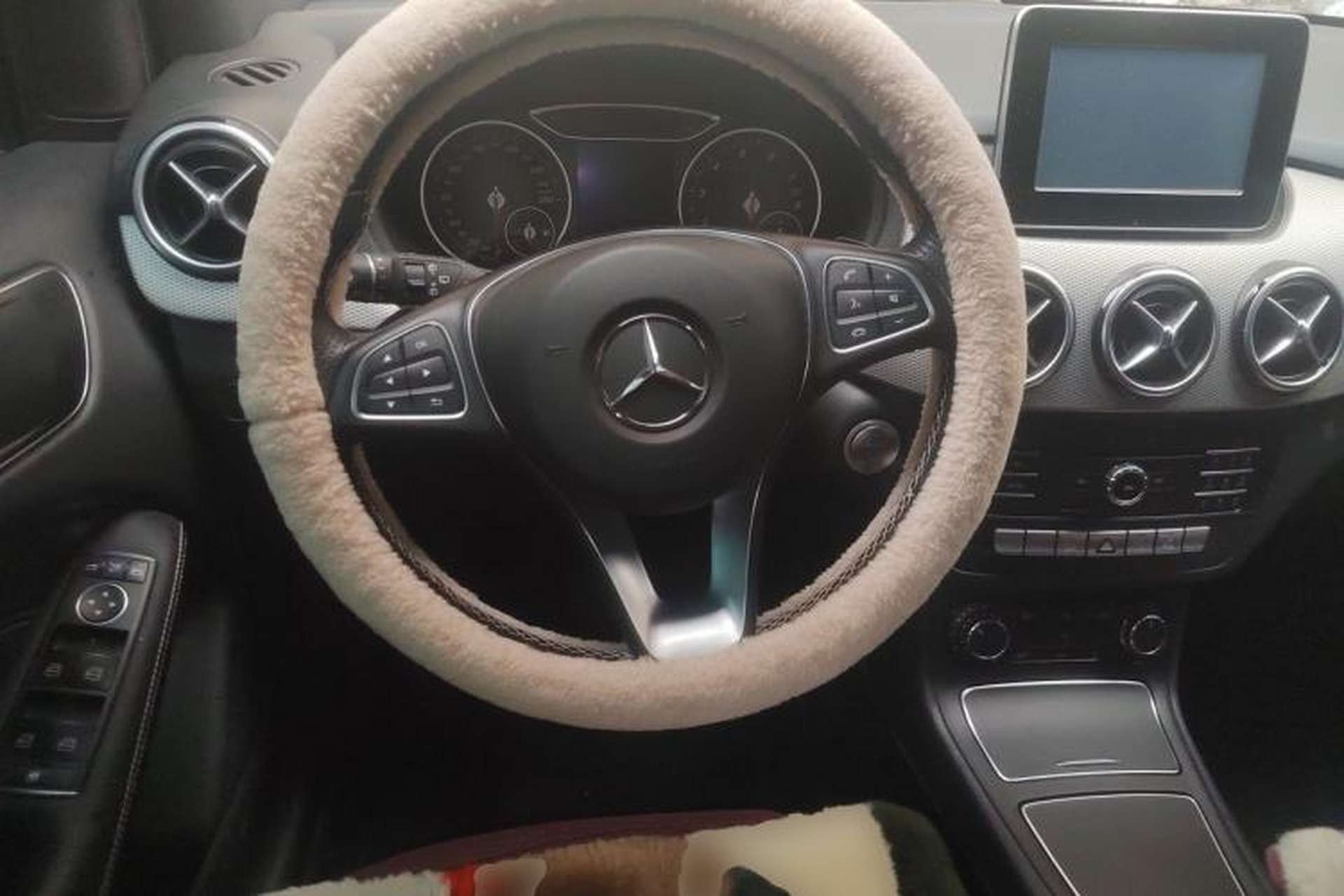 Used Mercedes-Benz B-Class 2015 B 200 Sport Edition Steering Wheel