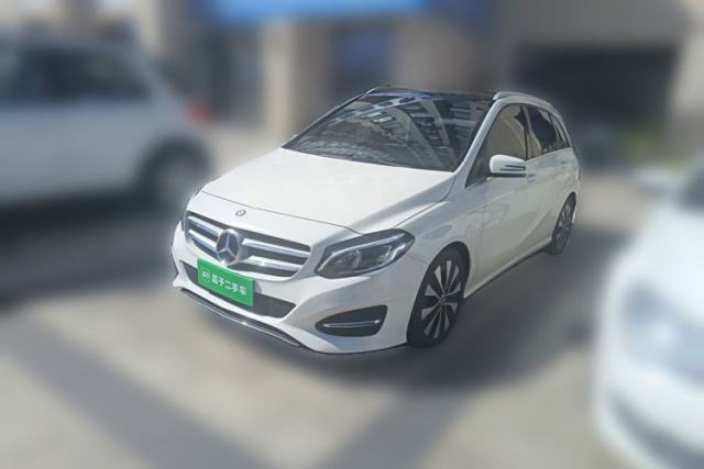Mercedes-Benz B-Class 2015 B 200 Fashion Model usado
