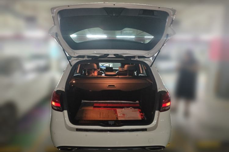 Used Mercedes-Benz B-Class 2015 B 200 Sport Edition Trunk