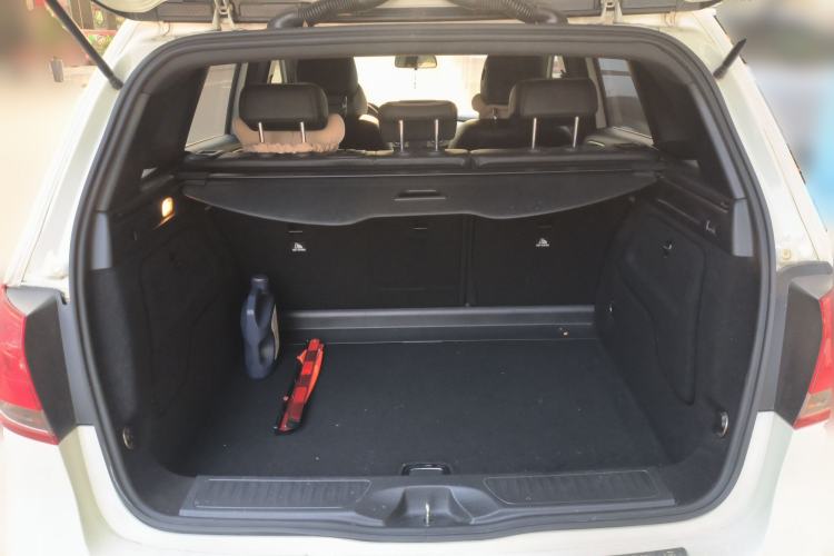 Used Mercedes-Benz B-Class 2015 B 200 Sport Edition Trunk