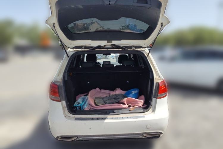 Used Mercedes-Benz B-Class 2015 B 200 Sport Edition Trunk