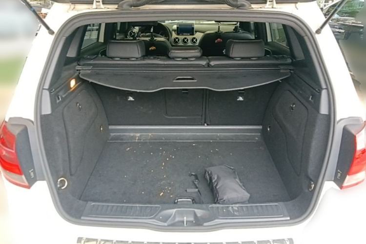Used Mercedes-Benz B-Class 2015 B 200 Sport Edition Trunk