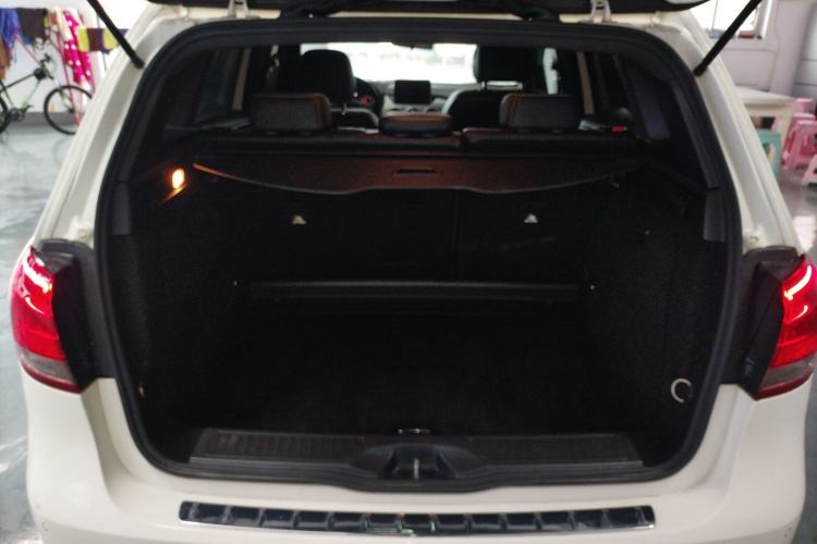 Used Mercedes-Benz B-Class 2015 B 200 Sport Edition Trunk