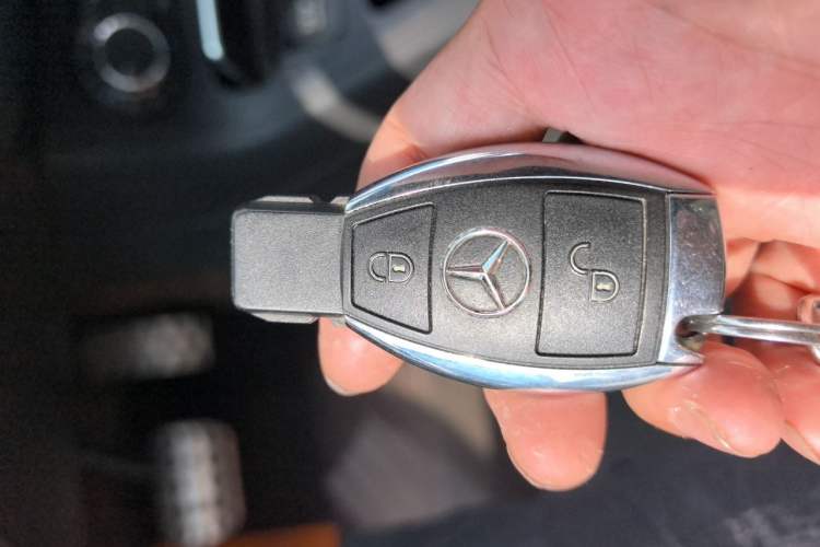 Used Mercedes-Benz B-Class 2015 B 200 Sport Edition Vehicle Key