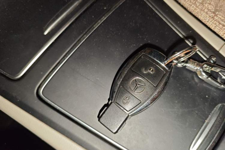 Used Mercedes-Benz B-Class 2015 B 200 Fashion Model Vehicle Key