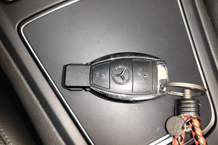 Used Mercedes-Benz B-Class 2015 B 200 Fashion Model Vehicle Key