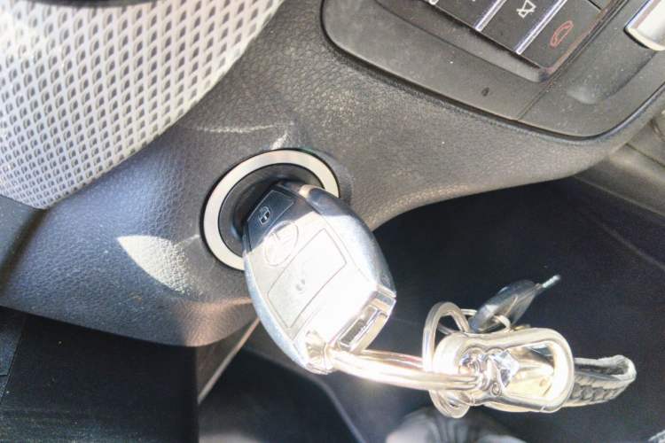 Used Mercedes-Benz B-Class 2015 B 200 Sport Edition Vehicle Key