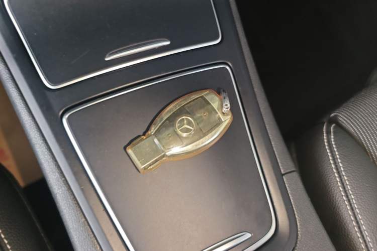 Used Mercedes-Benz B-Class 2015 B 200 Sport Edition Vehicle Key