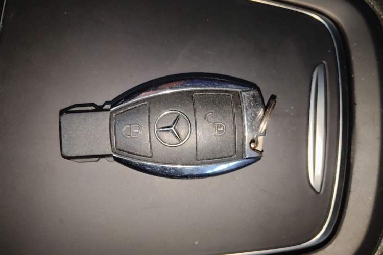 Used Mercedes-Benz B-Class 2015 B 200 Fashion Model Vehicle Key