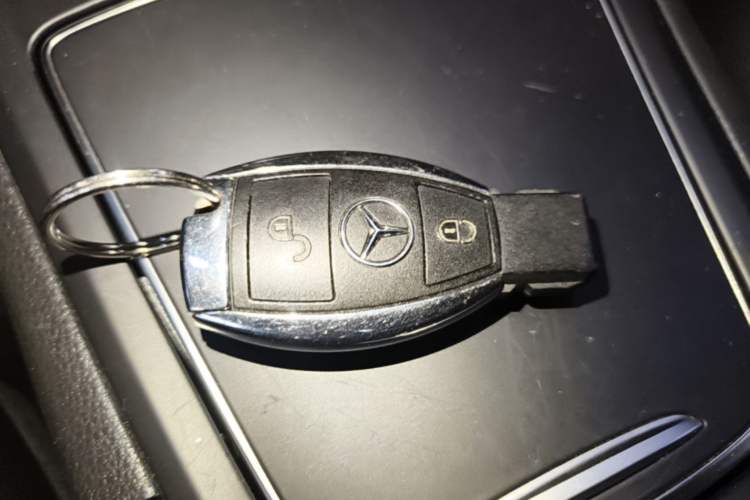 Used Mercedes-Benz B-Class 2015 B 200 Fashion Model Vehicle Key