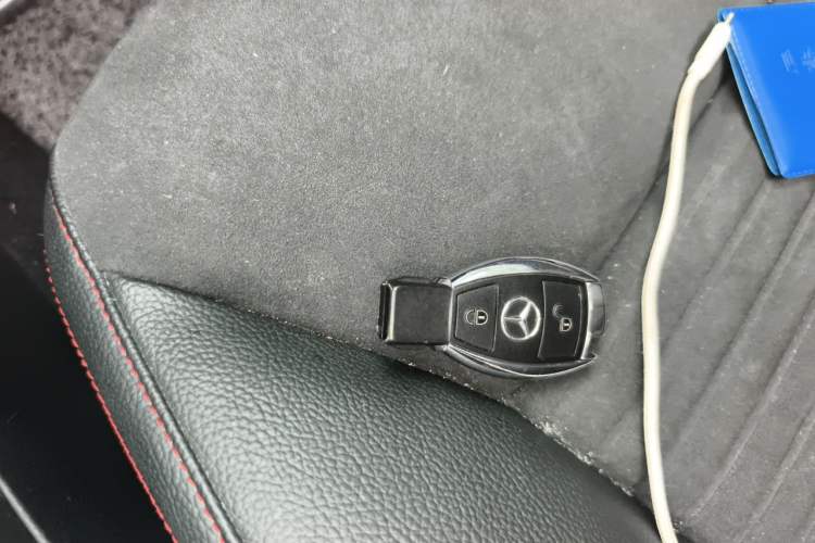 Used Mercedes-Benz B-Class 2015 B 260 Sport Edition Vehicle Key
