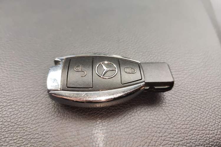 Used Mercedes-Benz B-Class 2015 B 200 Sport Edition Vehicle Key