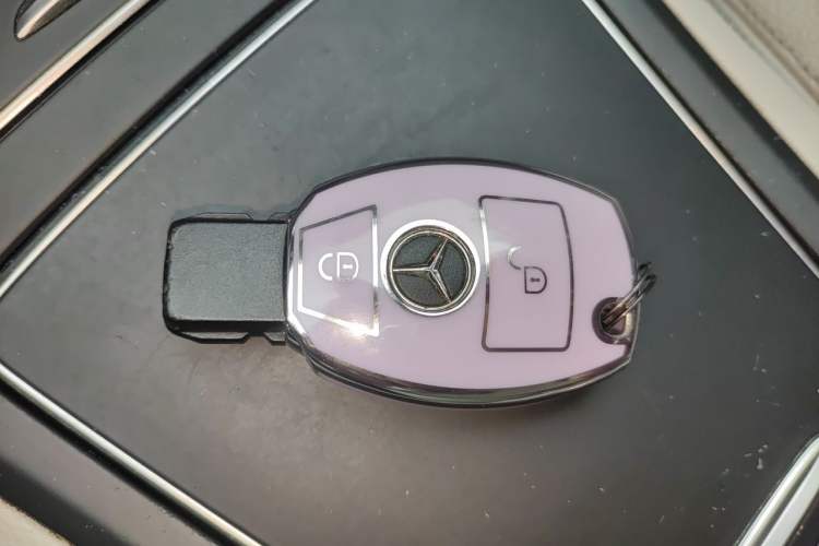 Used Mercedes-Benz B-Class 2015 B 200 Fashion Model Vehicle Key