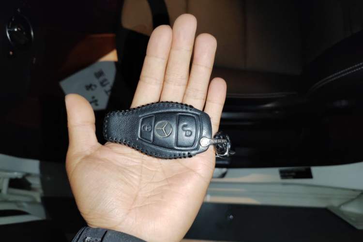 Used Mercedes-Benz B-Class 2015 B 200 Sport Edition Vehicle Key
