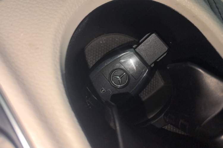 Used Mercedes-Benz B-Class 2015 B 200 Fashion Model Vehicle Key