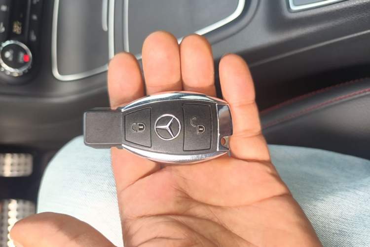 Used Mercedes-Benz B-Class 2015 B 260 Sport Edition Vehicle Key