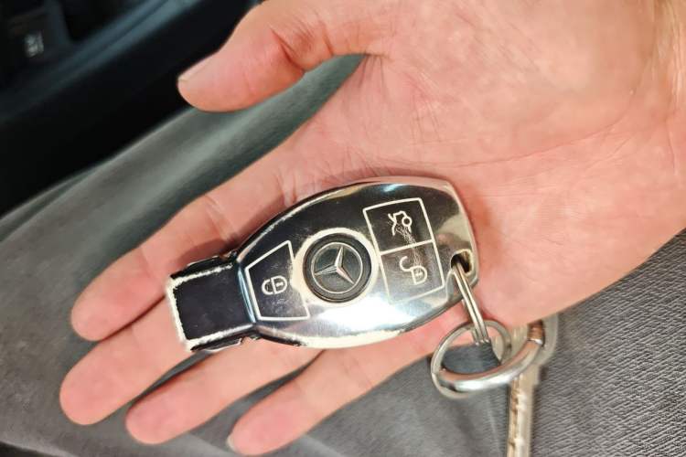 Used Mercedes-Benz B-Class 2015 B 200 Sport Edition Vehicle Key