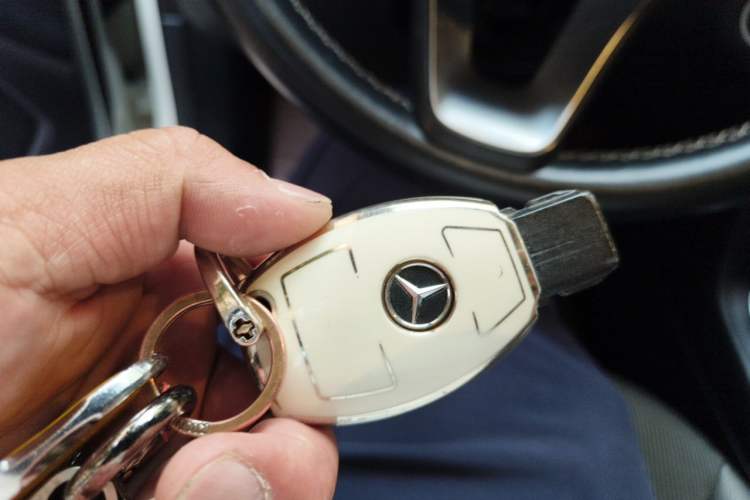 Used Mercedes-Benz B-Class 2015 B 200 Sport Edition Vehicle Key