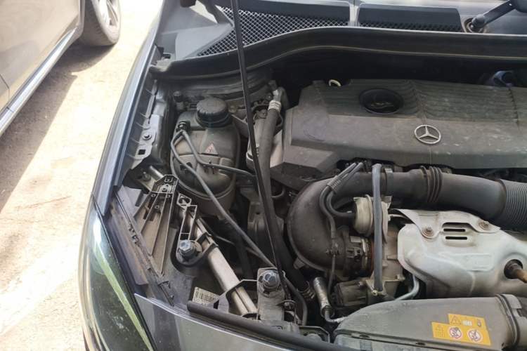 Used Mercedes-Benz B-Class 2016 B 180 Engine Bay Right
