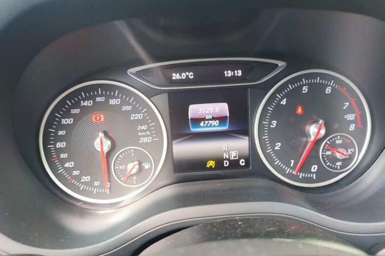 Used Mercedes-Benz B-Class 2016 B 180 Instrument Cluster