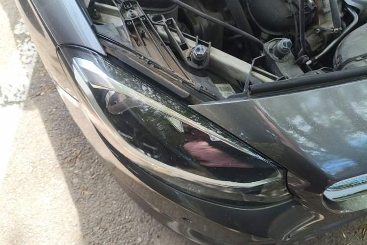 Used Mercedes-Benz B-Class 2016 B 180 Right Front Headlight