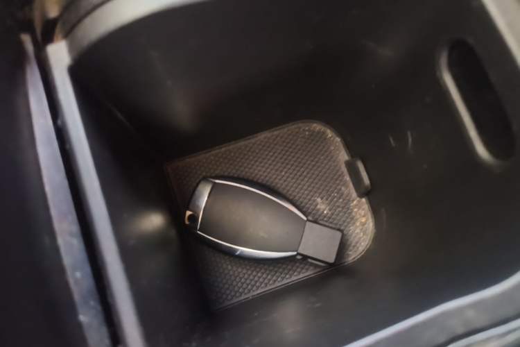 Used Mercedes-Benz B-Class 2016 B 180 Vehicle Key