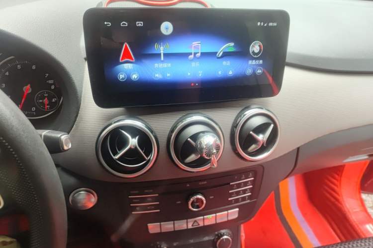 Used Mercedes-Benz B-Class 2016 B 180 Audio And AC Panel