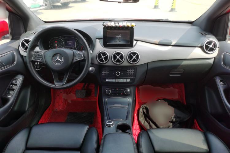 Used Mercedes-Benz B-Class 2016 B 180 Center Console