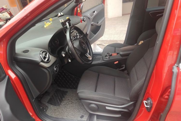 Used Mercedes-Benz B-Class 2016 B 180 Driver Seat